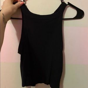 Crop top halter